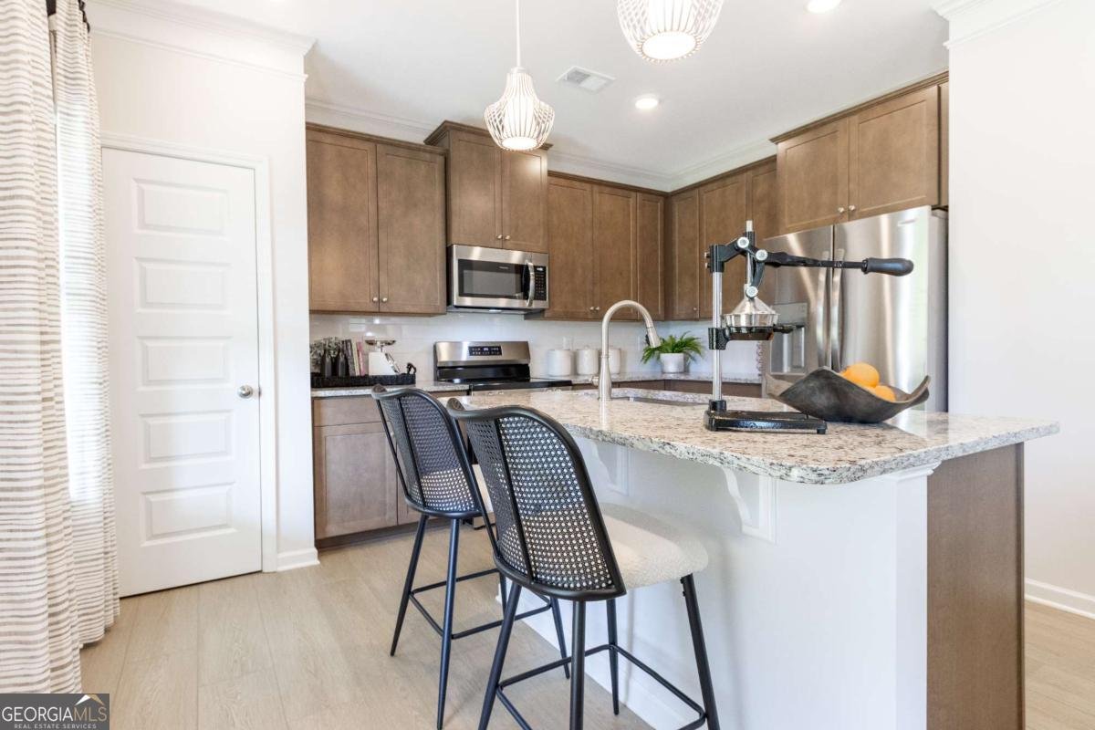 305 Shantz Way Byron - 14