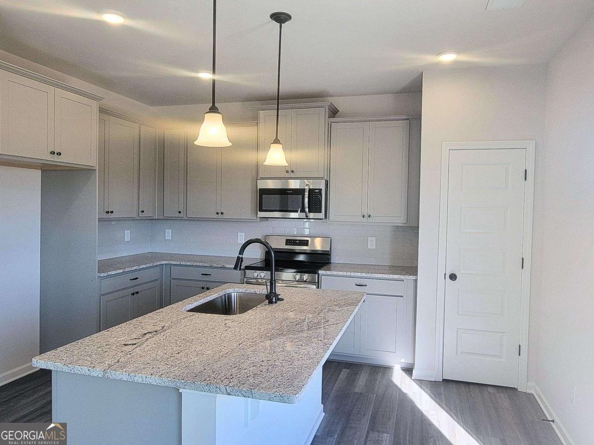 305 Shantz Way Byron - 3