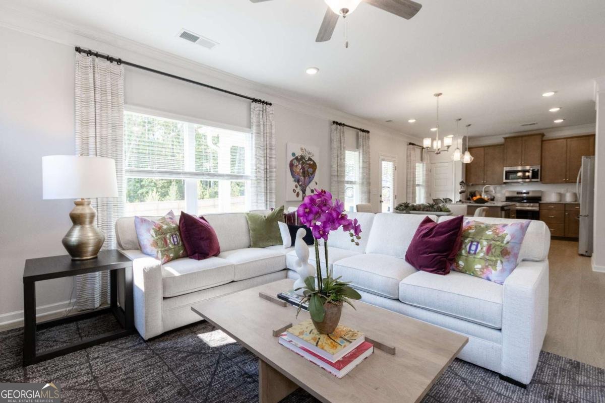 305 Shantz Way Byron - 8