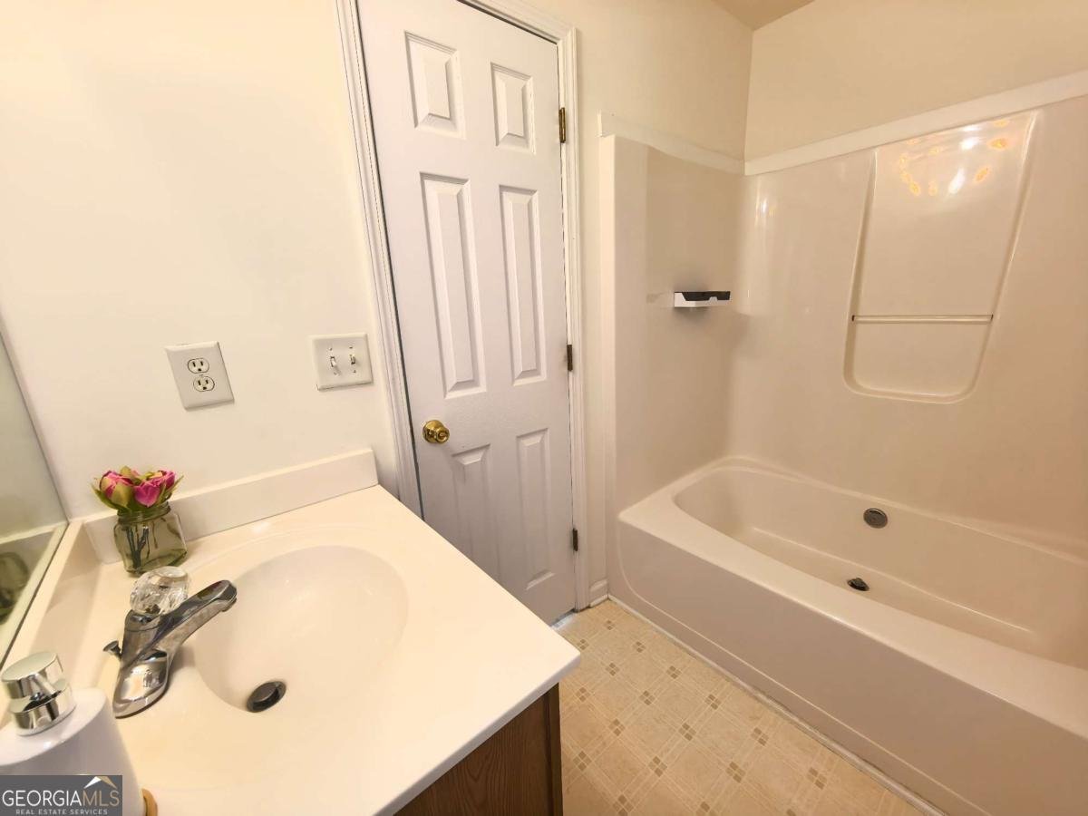 619 Kenridge Way Suwanee - 21