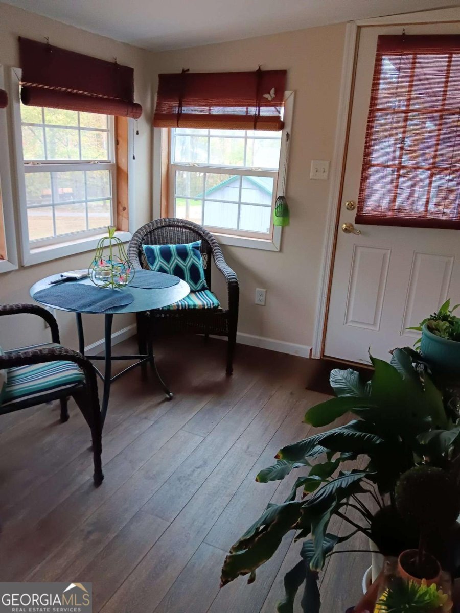 13 Black Road White - 19