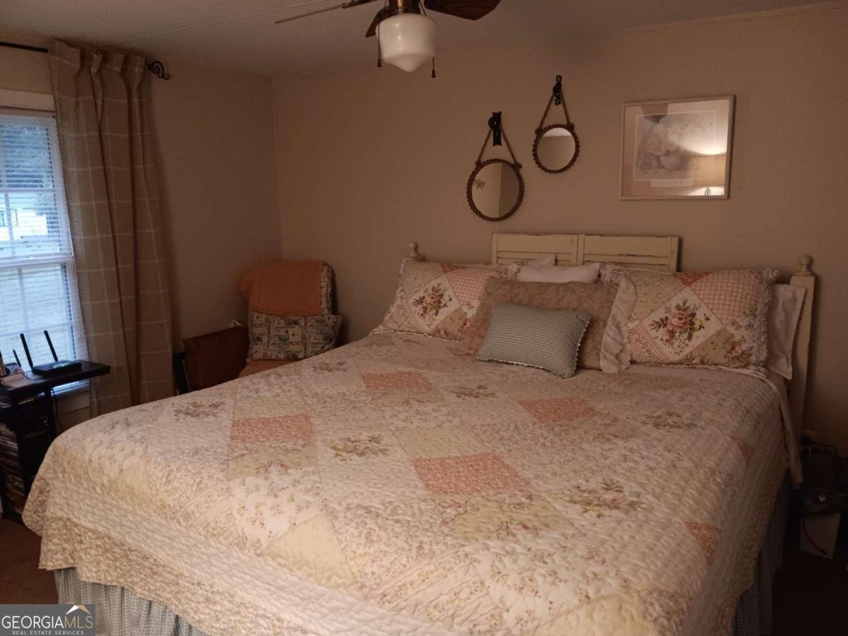 13 Black Road White - 21