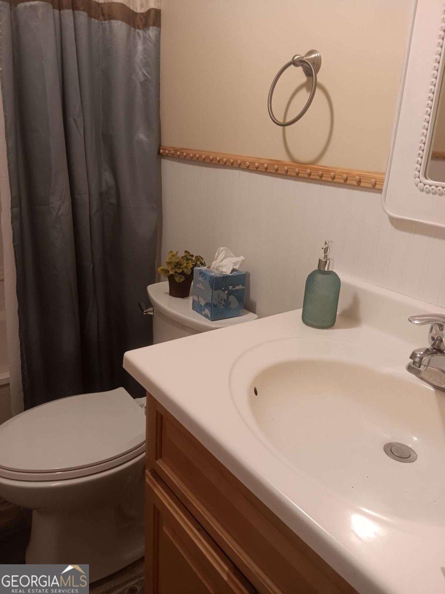 13 Black Road White - 28