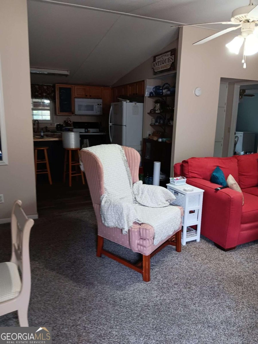 13 Black Road White - 9