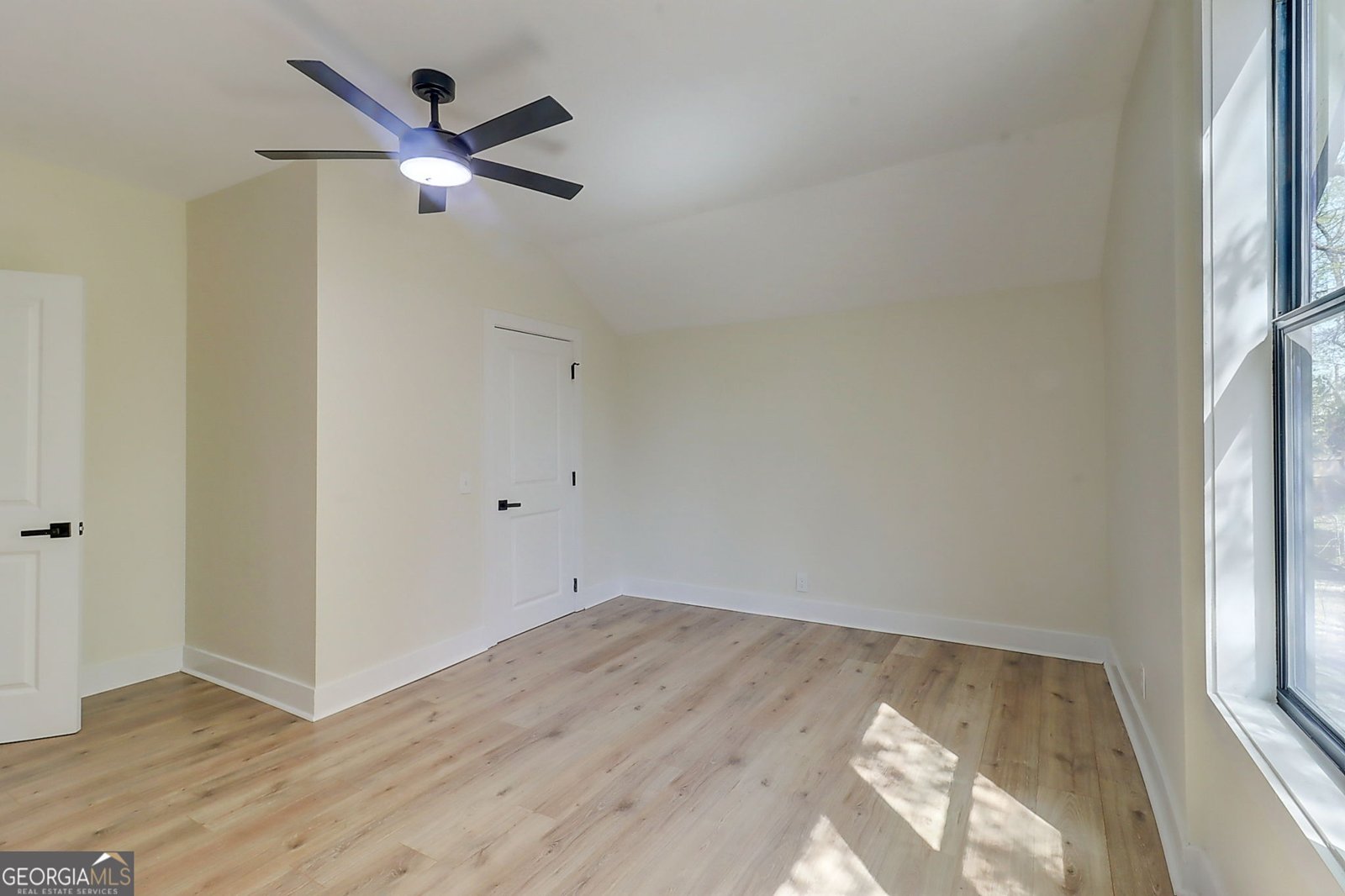 1456 Gordon Street Atlanta - 23