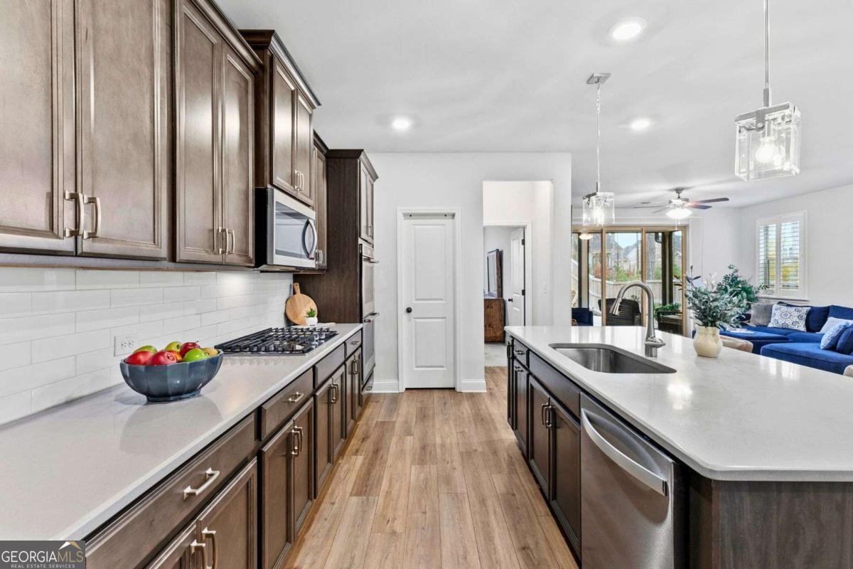 726 Lanarck Way Peachtree City - 11