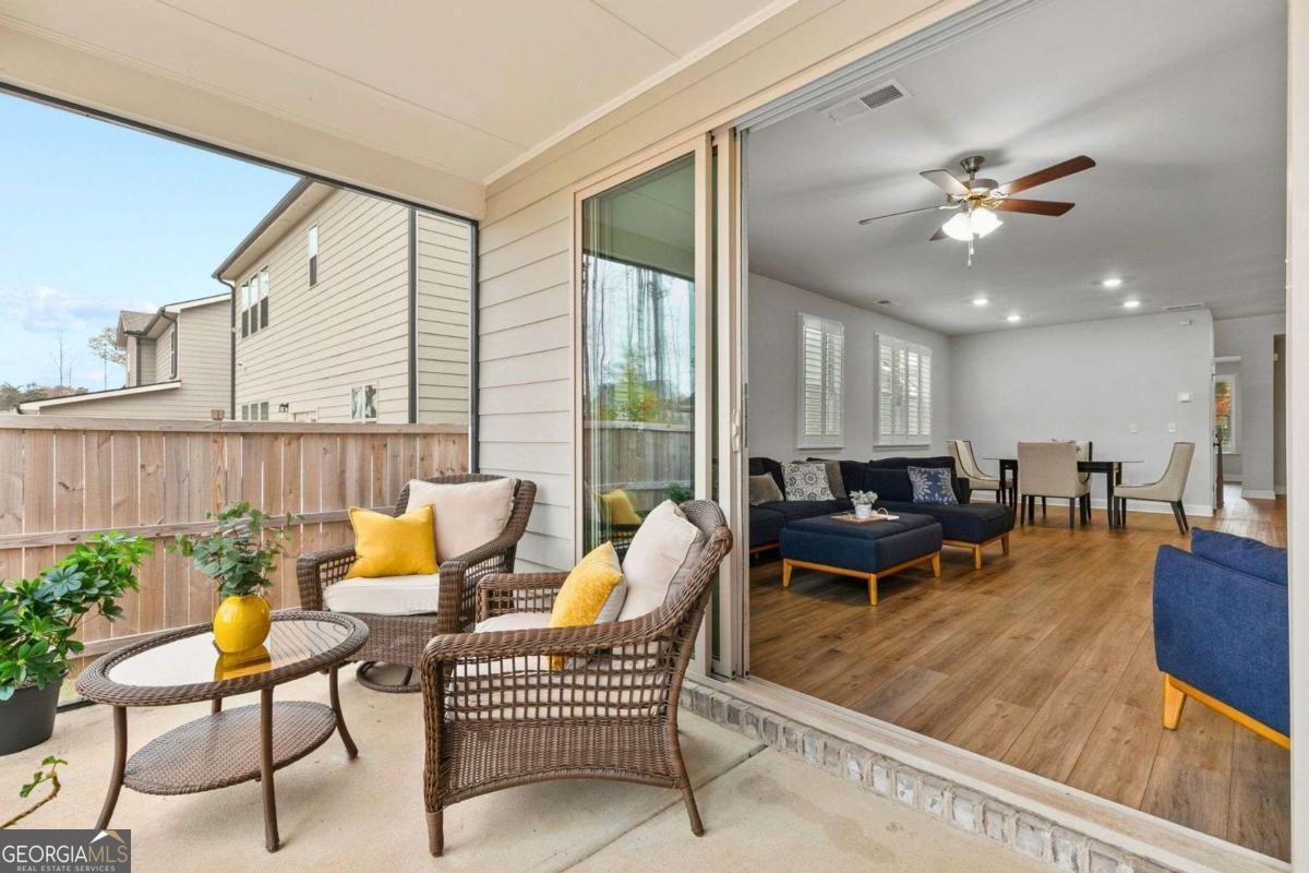 726 Lanarck Way Peachtree City - 32