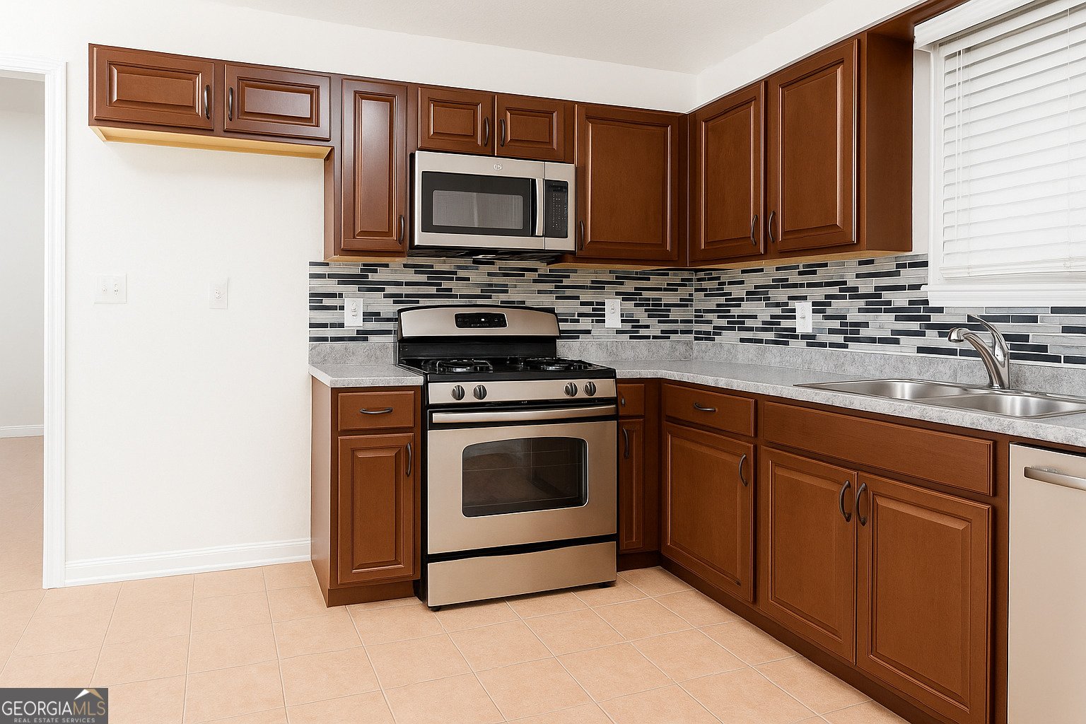 5328 Ridge Forest Drive Stone Mountain - 3