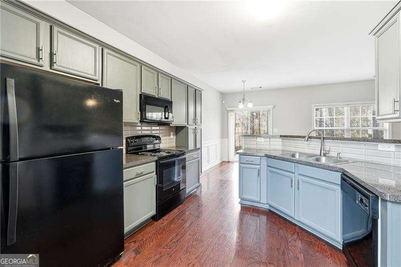 384 Creek Manor Way Suwanee - 10