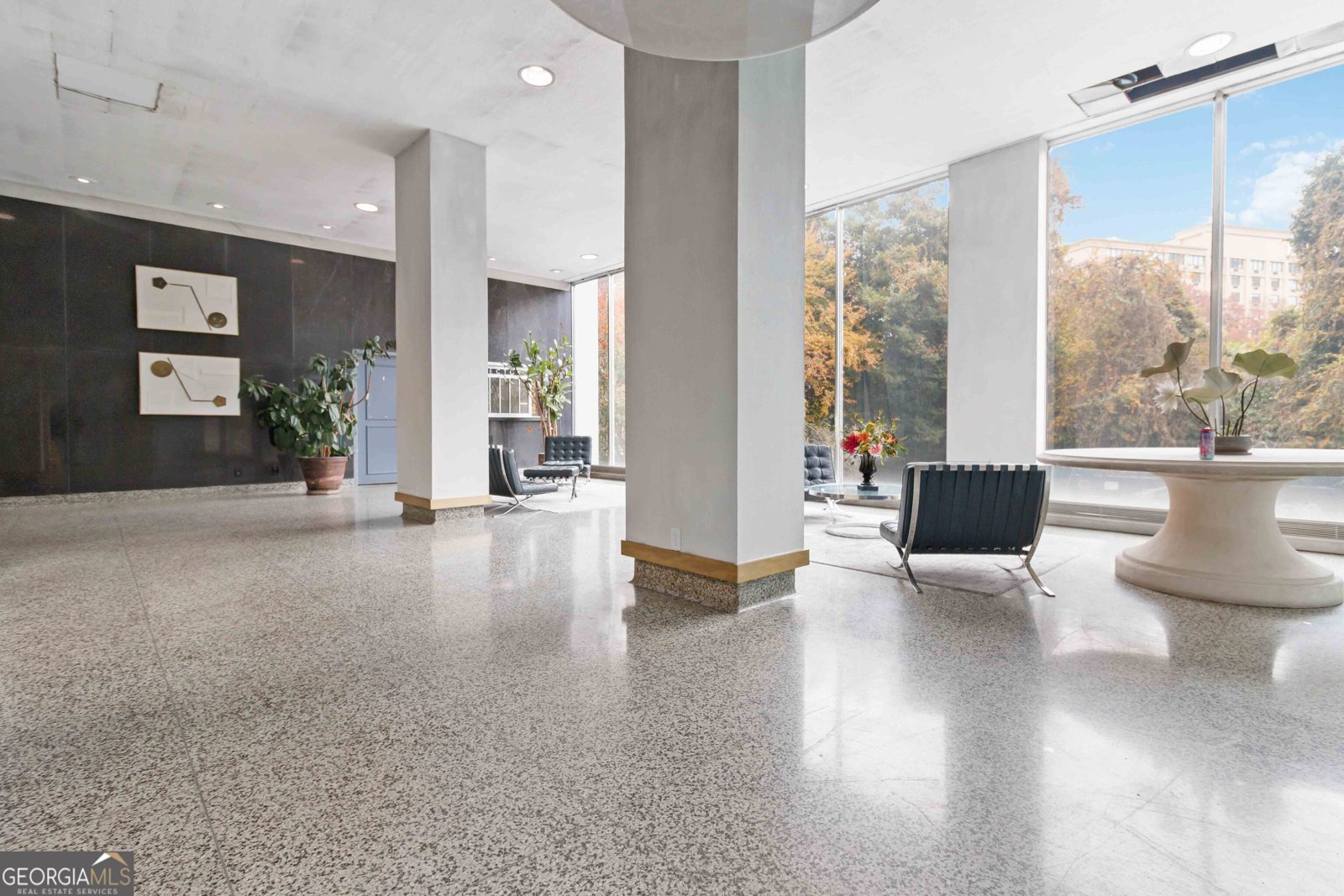 215 Piedmont Avenue Atlanta - 19