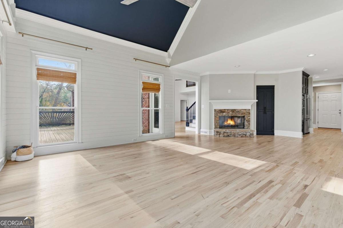 320 Champions View Drive Milton - 17