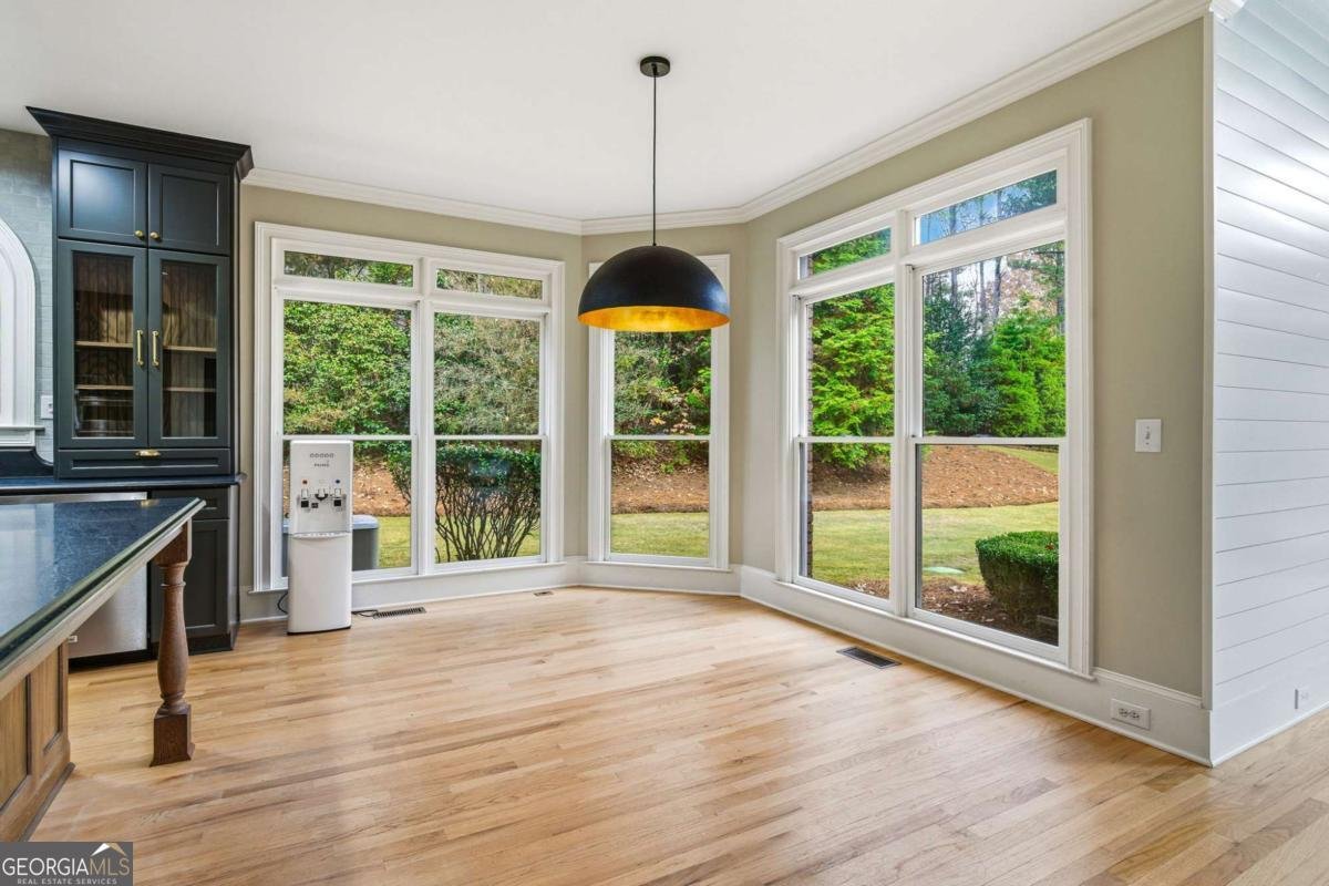 320 Champions View Drive Milton - 19