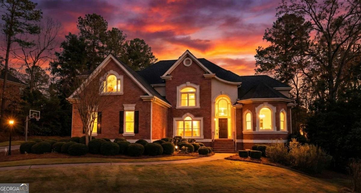 320 Champions View Drive Milton - 2