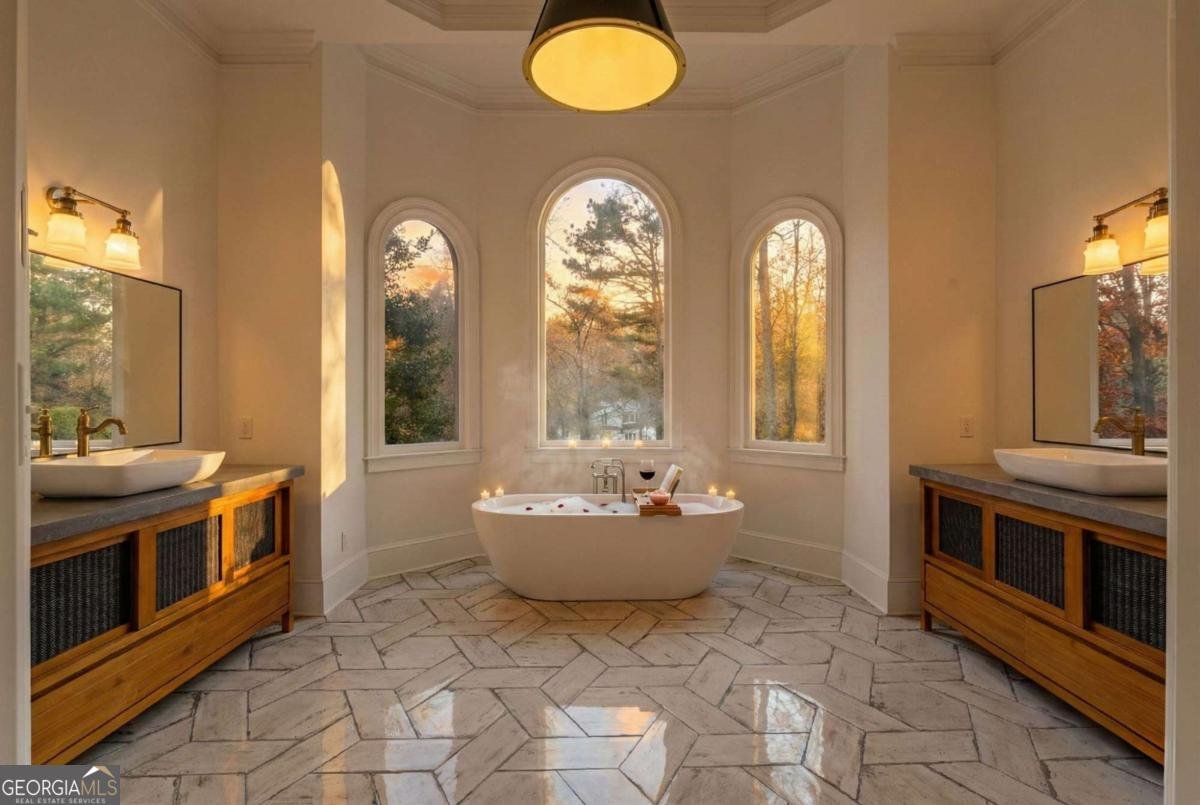 320 Champions View Drive Milton - 36