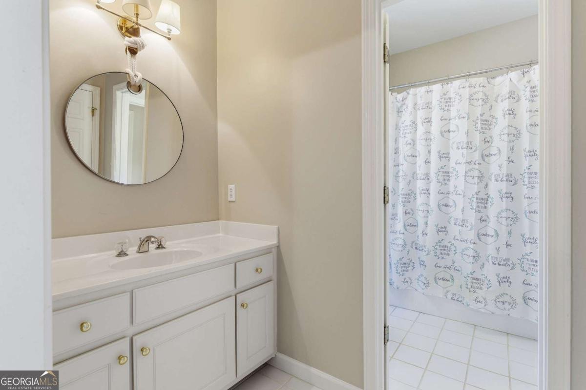 320 Champions View Drive Milton - 48