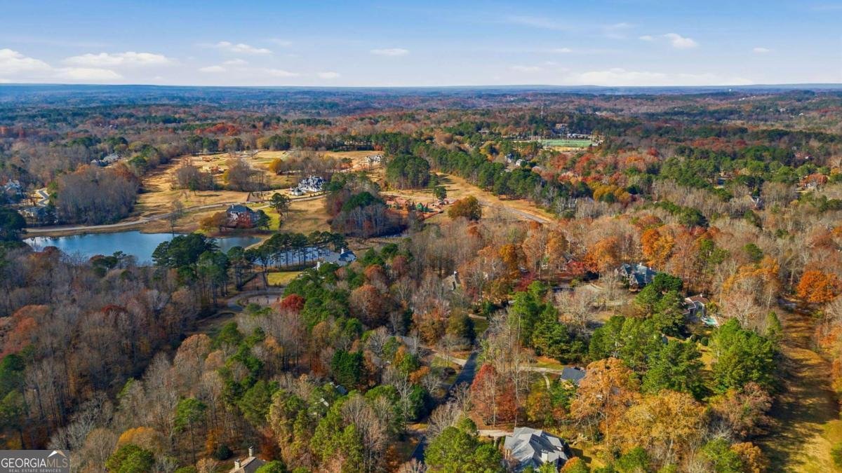 320 Champions View Drive Milton - 9