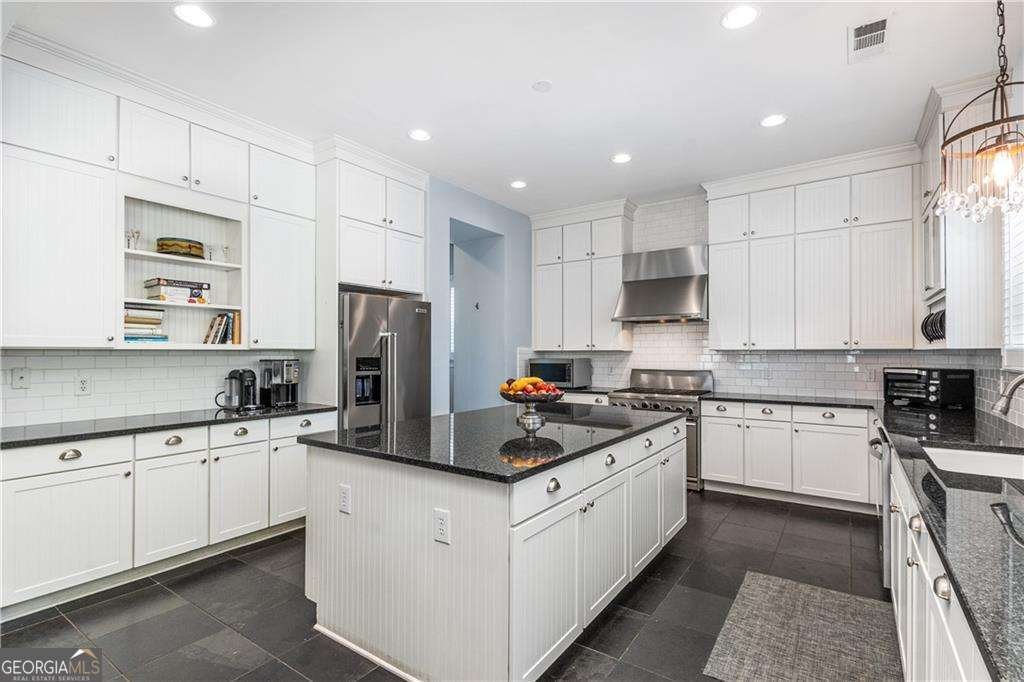 200 Edinburgh Lane Woodstock - 11