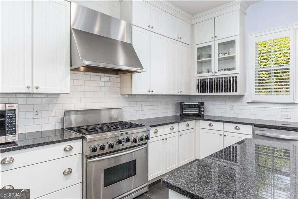 200 Edinburgh Lane Woodstock - 12