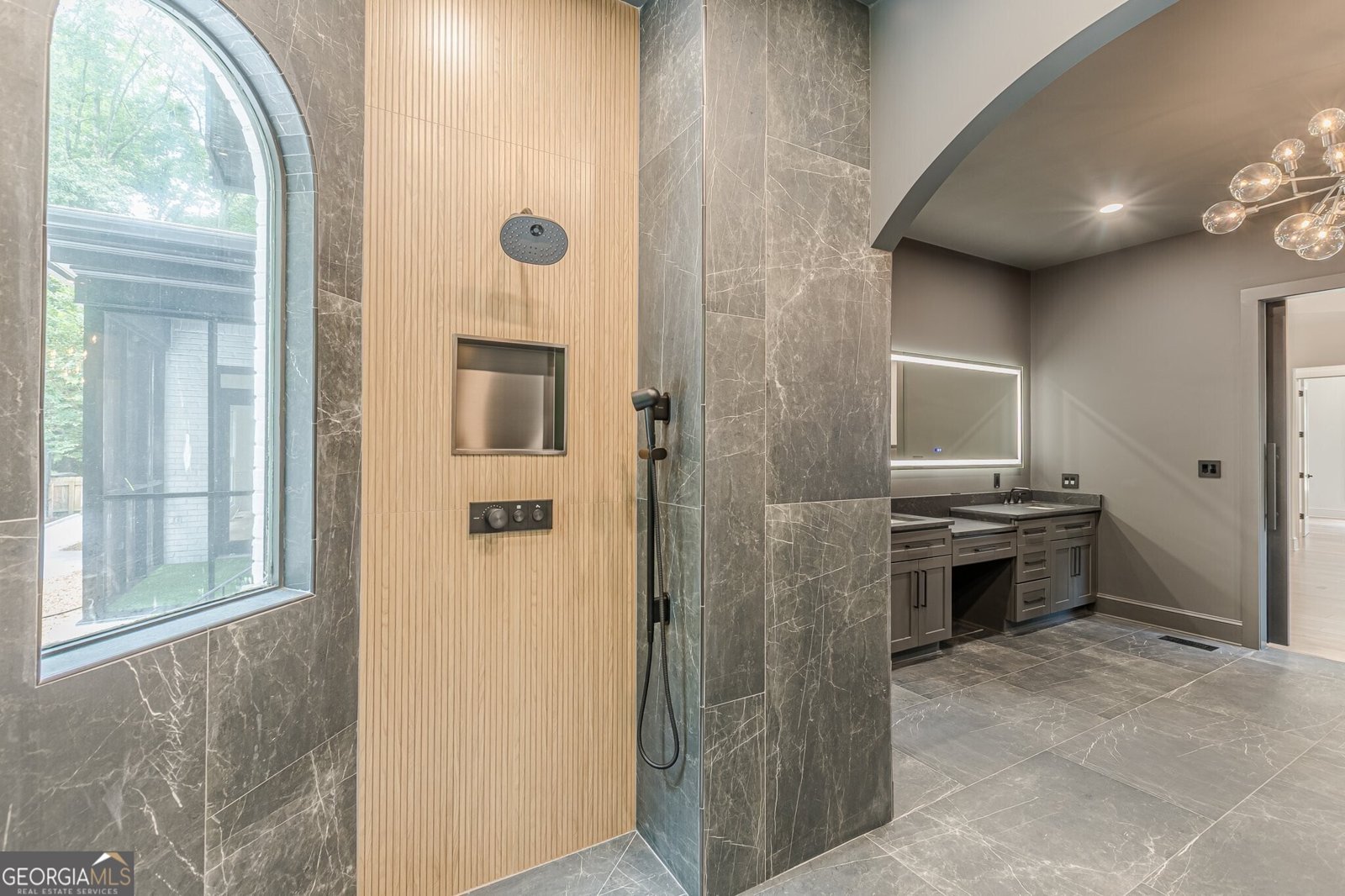 6394 Wood Valley Road Douglasville - 19