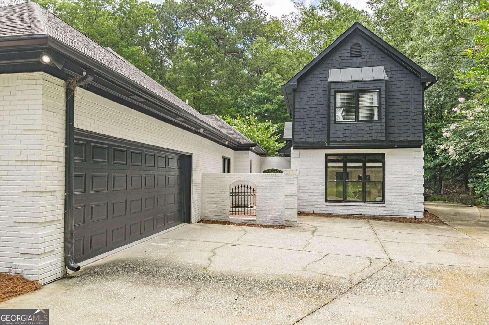 6394 Wood Valley Road Douglasville - 20