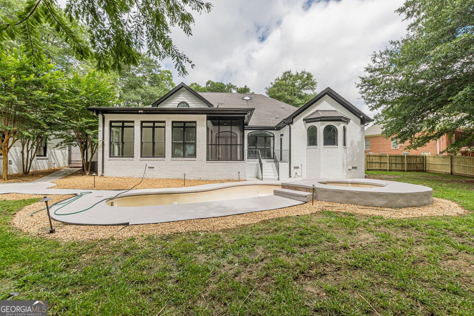 6394 Wood Valley Road Douglasville - 27