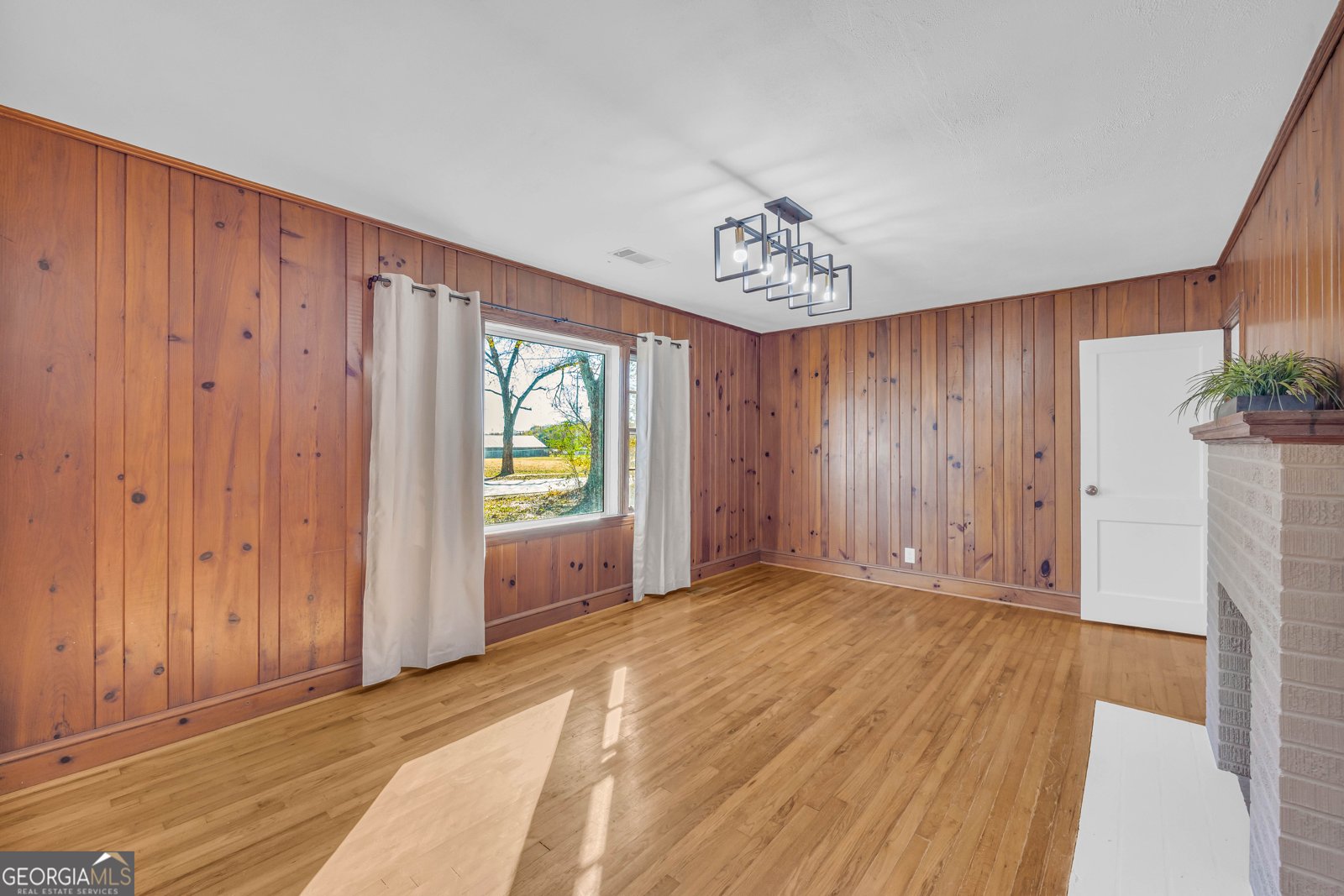 76 Campbell Drive Hartwell - 14