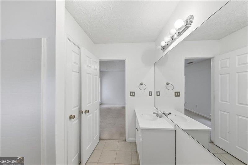 5784 SHOAL CREEK Drive Douglasville - 14