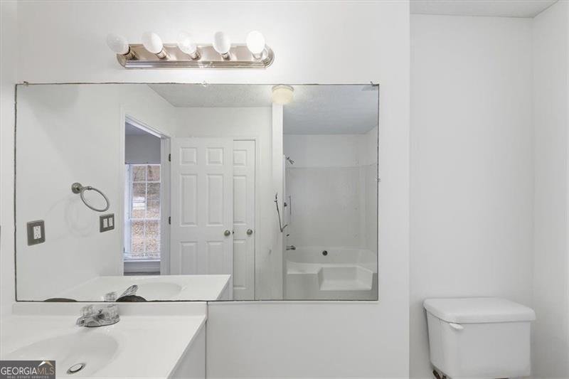 5784 SHOAL CREEK Drive Douglasville - 16