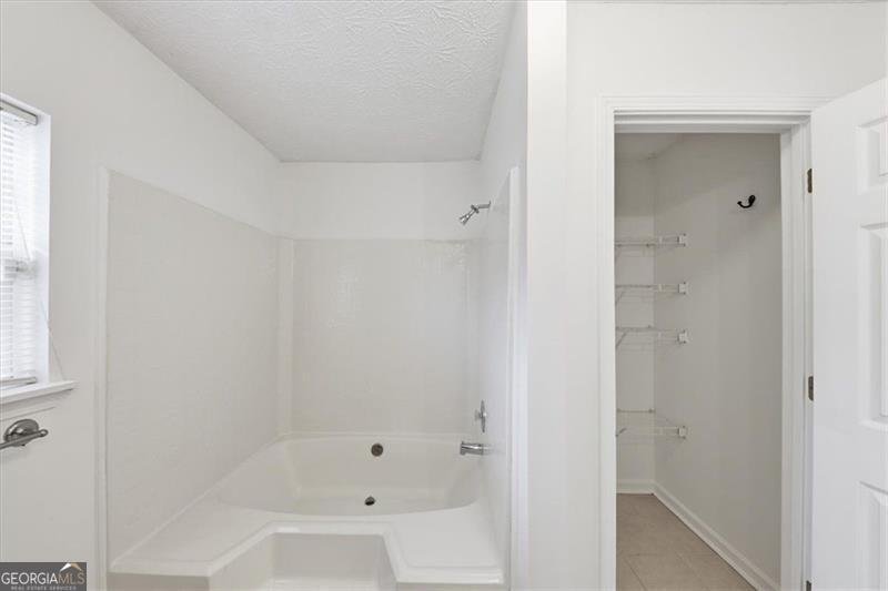 5784 SHOAL CREEK Drive Douglasville - 17