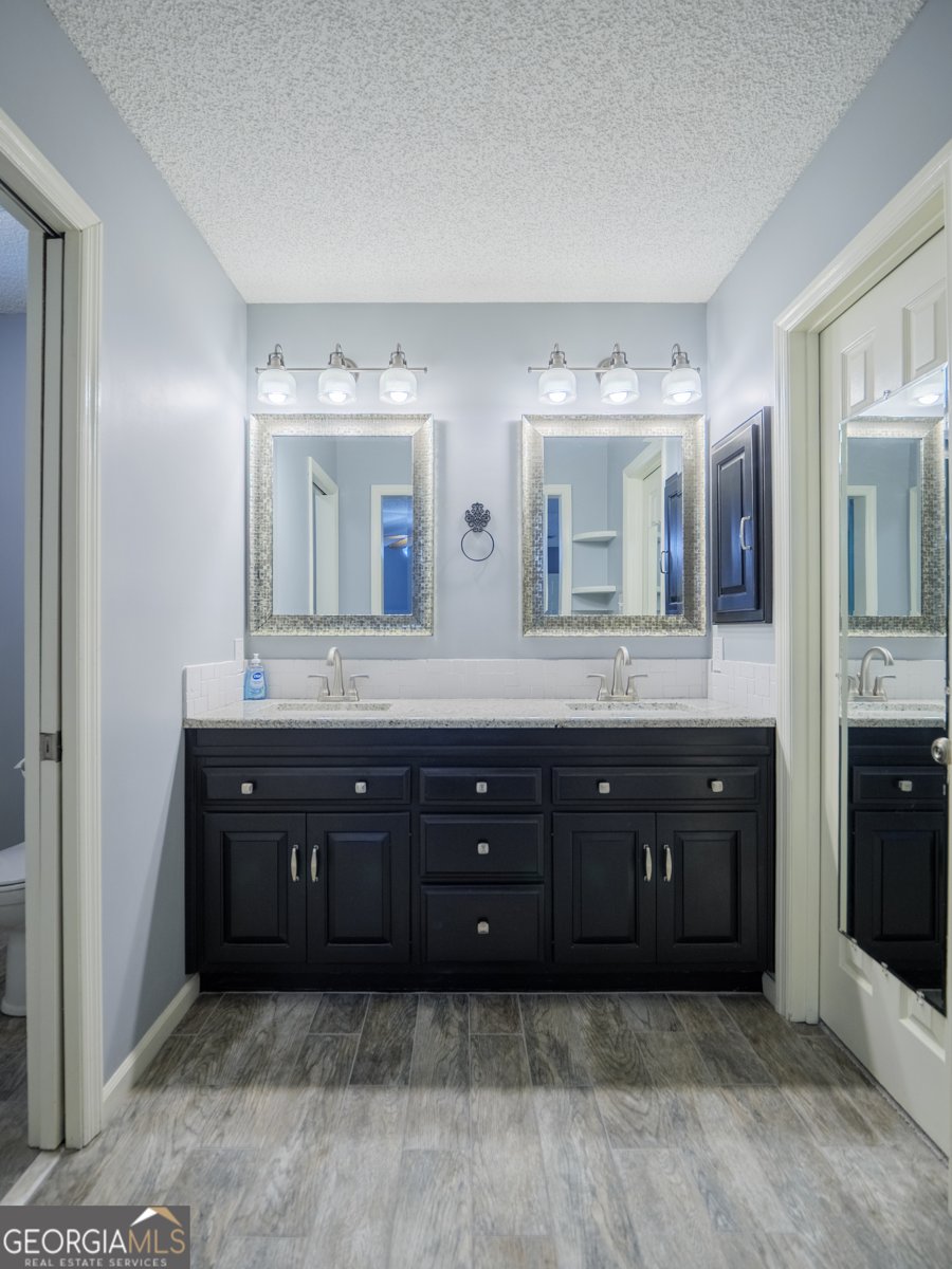 4710 Summerfield Drive Hahira - 33