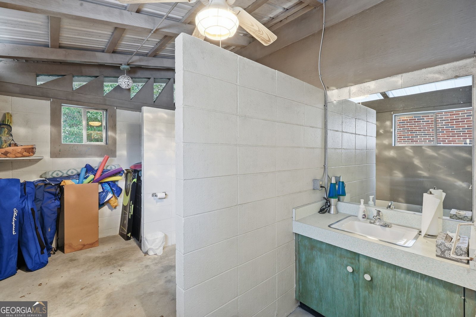 511 Dixon Drive Gainesville - 23