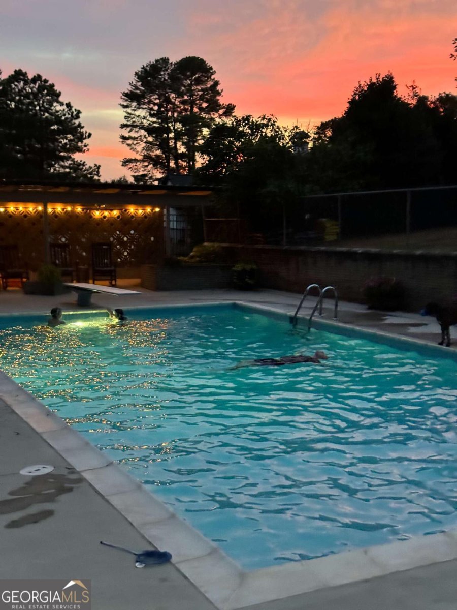 511 Dixon Drive Gainesville - 3