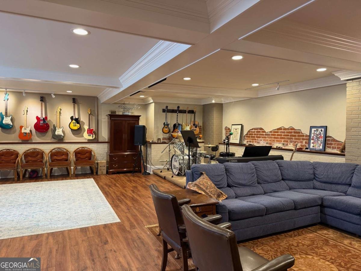 511 Dixon Drive Gainesville - 4