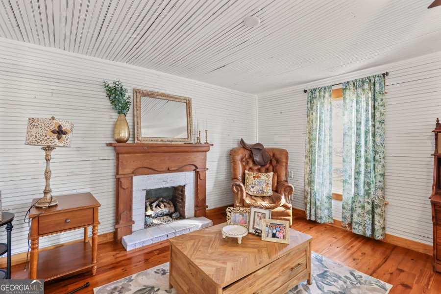 5466 Robbin Road Patterson - 24