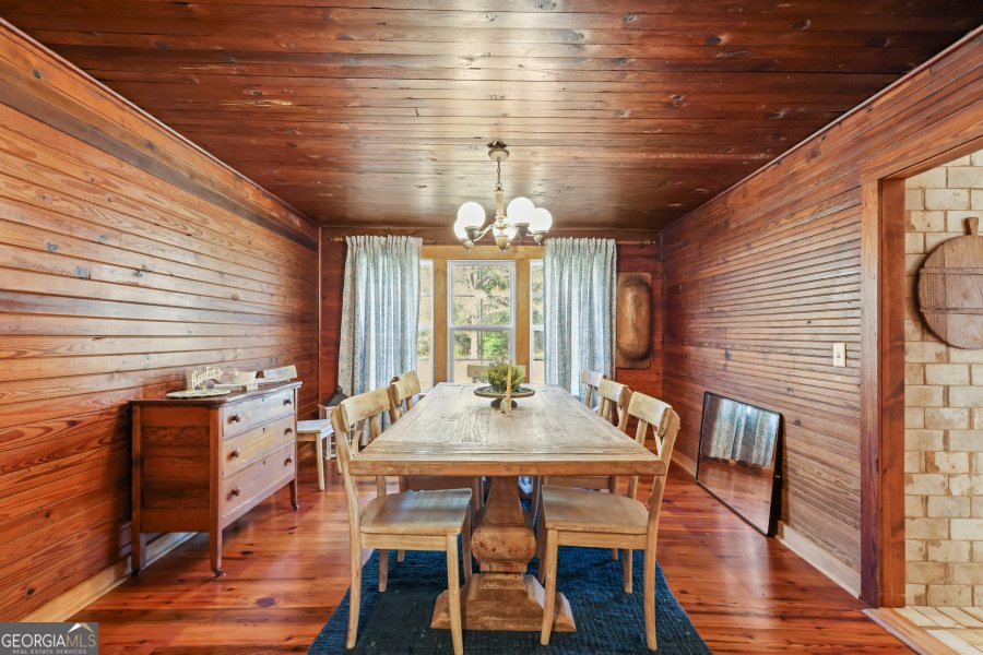 5466 Robbin Road Patterson - 33