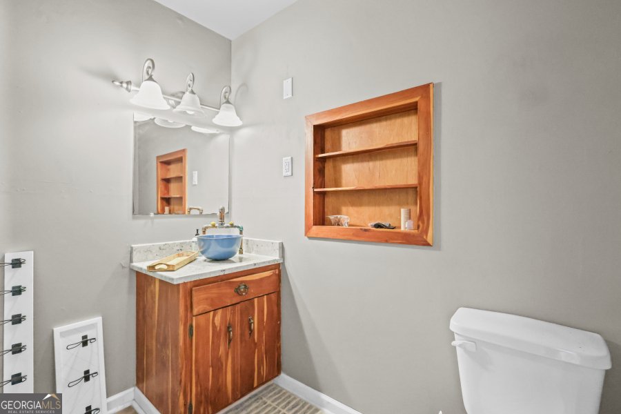 5466 Robbin Road Patterson - 41