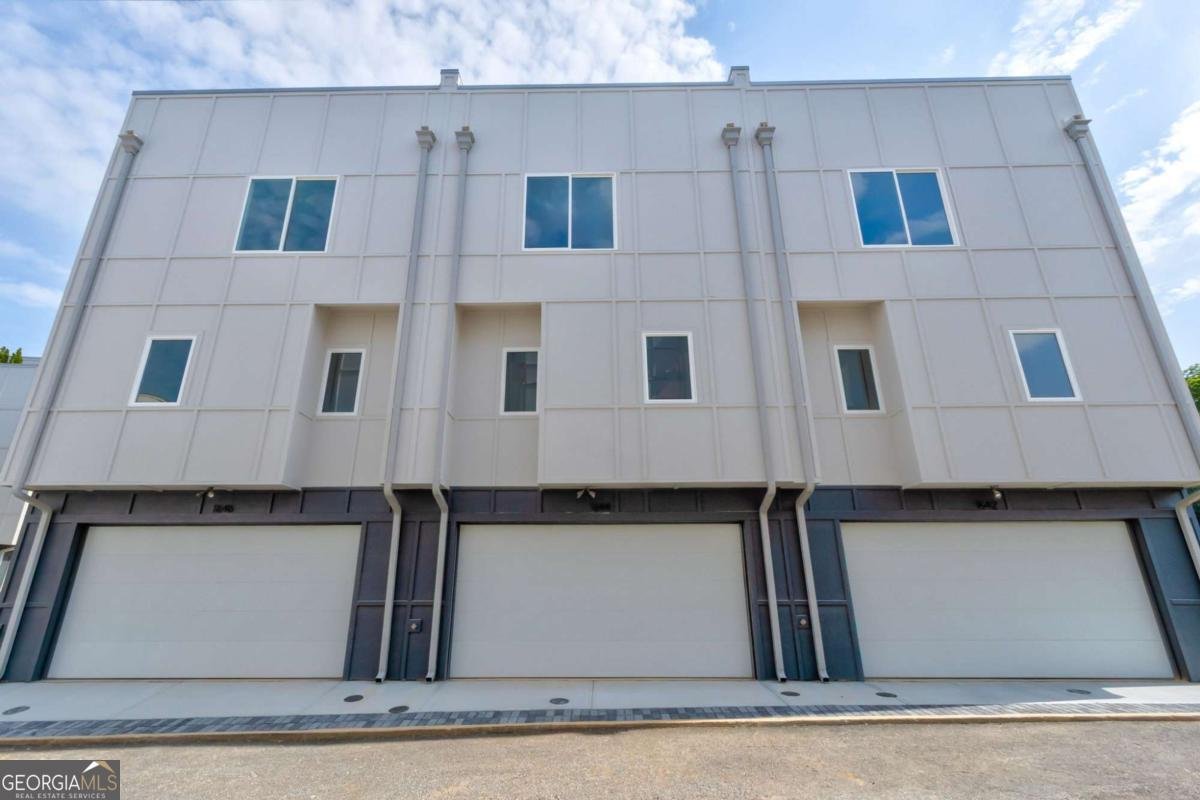 2029 Memorial Drive Atlanta - 27