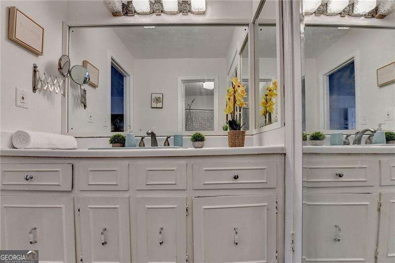 2648 Glenvalley Drive Decatur - 26