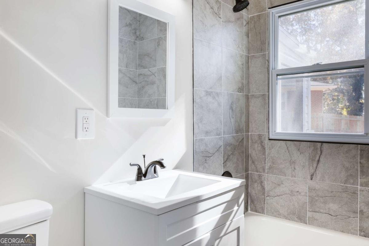 700 Parkdale Drive Scottdale - 29