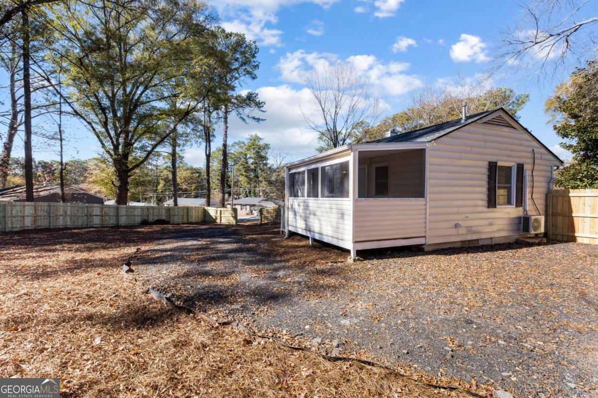 700 Parkdale Drive Scottdale - 36