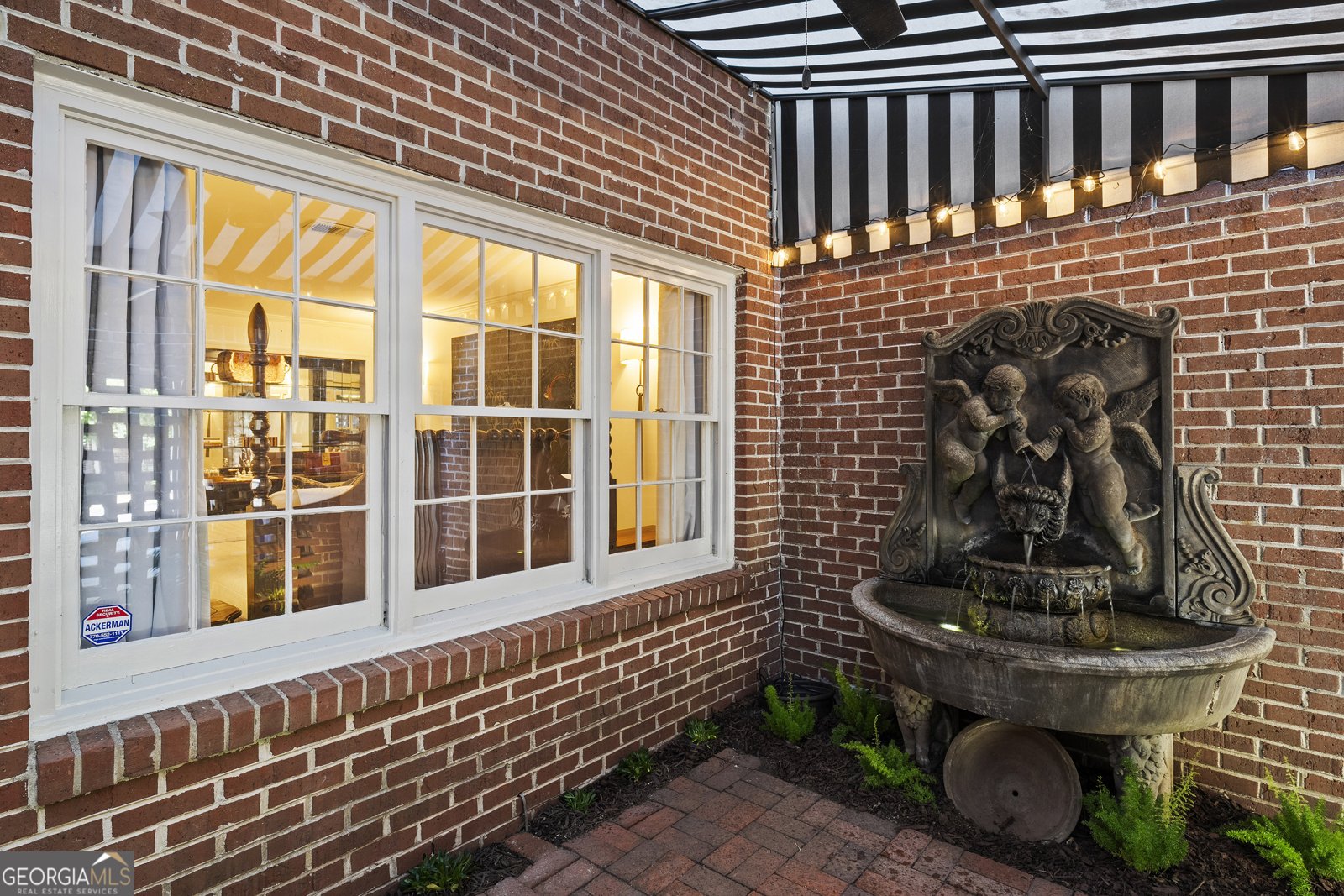 3050 Margaret Mitchell Drive Atlanta - 24