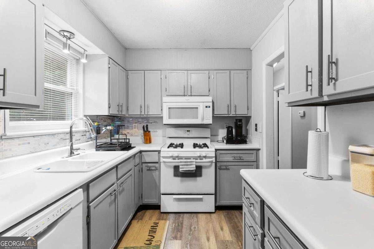 6390 EXECUTIVE Drive Winston - 8