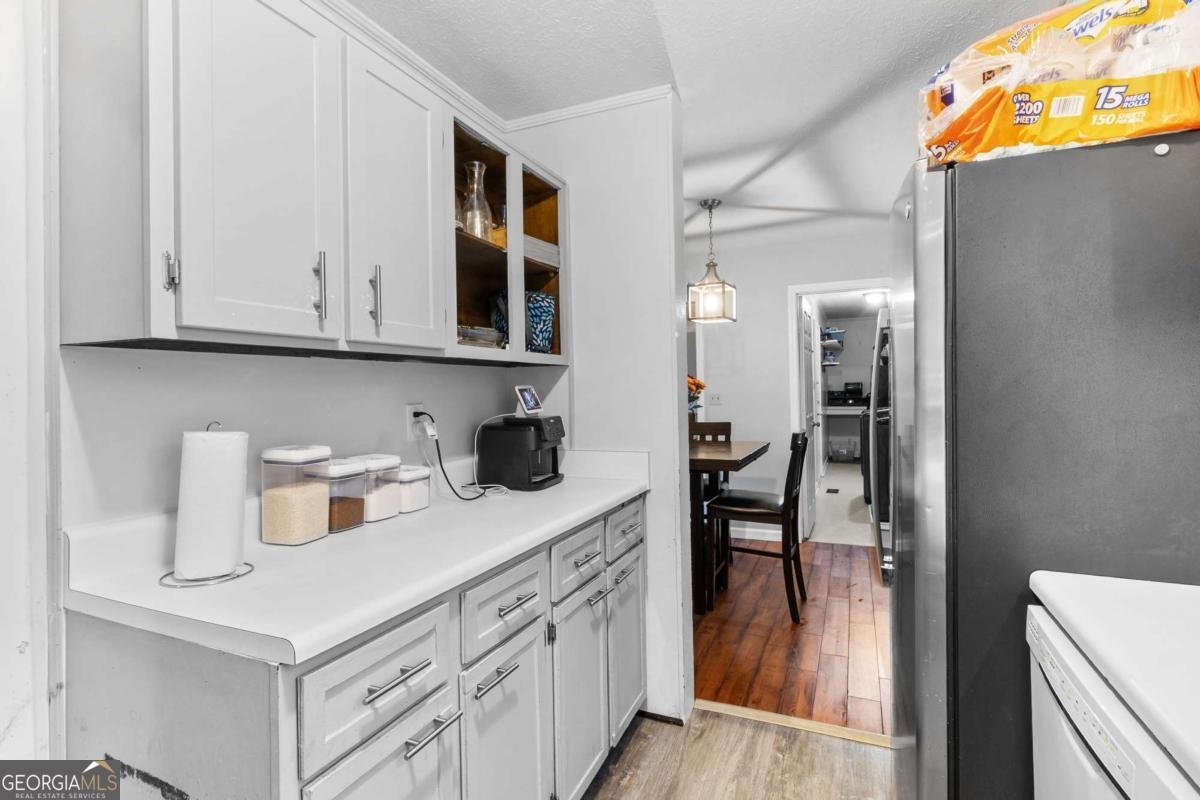 6390 EXECUTIVE Drive Winston - 9