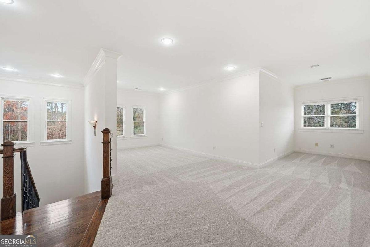 7611 Regency Circle Sandy Springs - 1