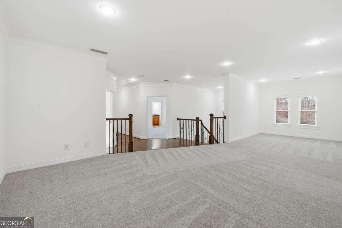 7611 Regency Circle Sandy Springs - 2