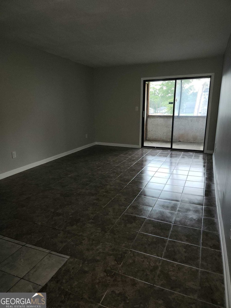 5945 Sutcliff Square Lithonia - 11