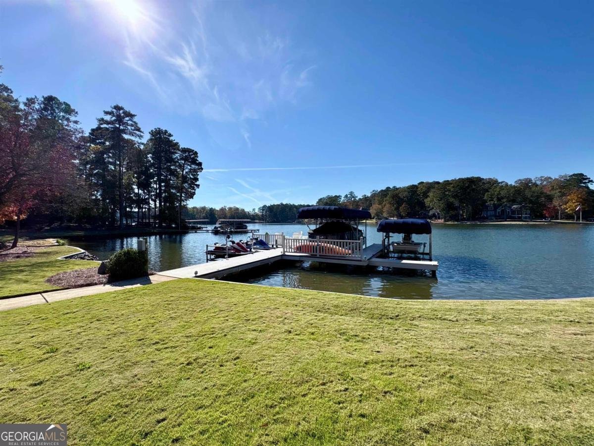 1411 Lighthouse Circle Greensboro - main photo