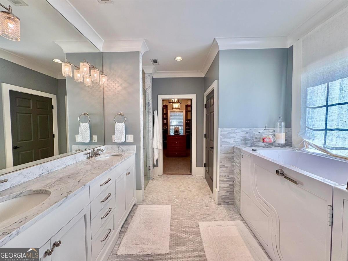 1411 Lighthouse Circle Greensboro - 24