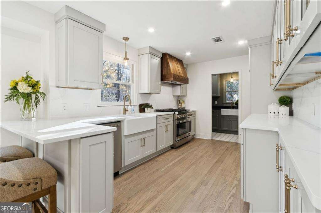 420 Hackberry Court Roswell - 7