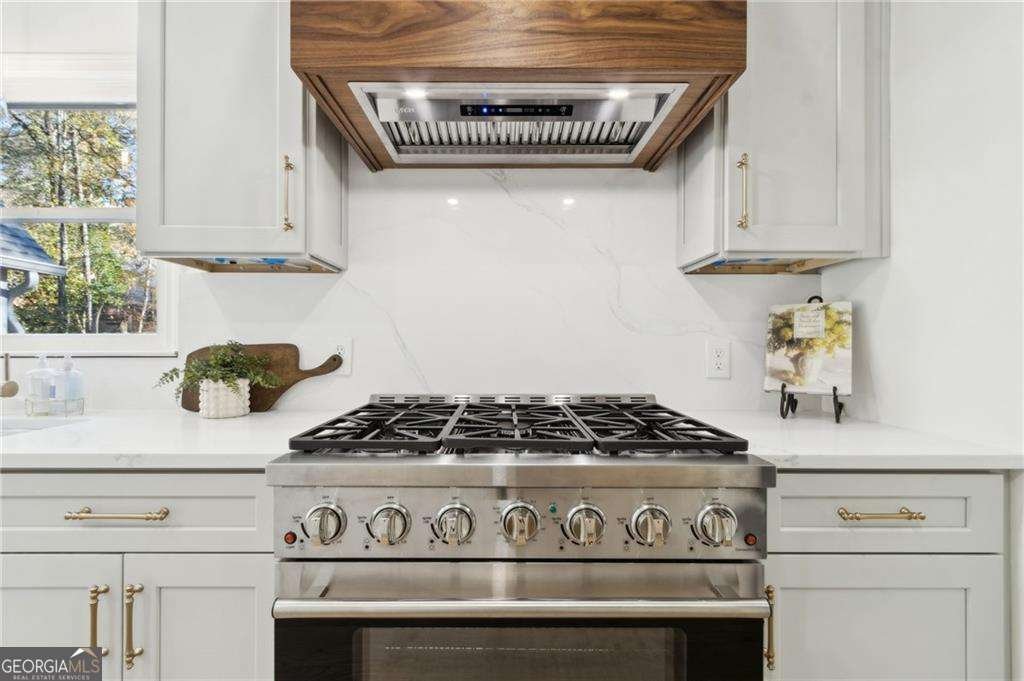 420 Hackberry Court Roswell - 9